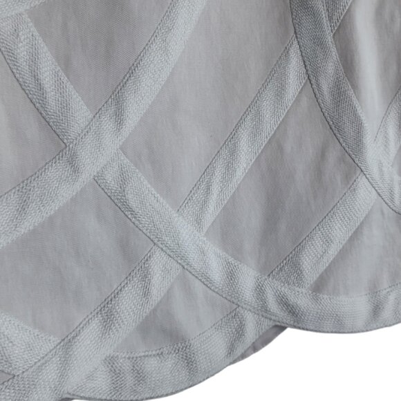 Worth White Skirt with Dressy Scalloped Detail Gorgeous 4 - Picture 3 of 7